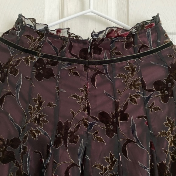 Fairytale Shimmer Floral Skirt with Black Tulle and Rose Wine Satin Sz S - Picture 6 of 13